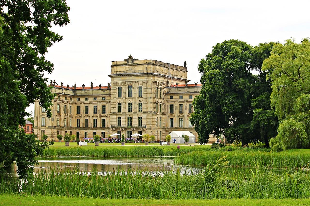 Hotel Erbprinz & Restaurant "Prinzenstube" Ludwigslust Extérieur photo